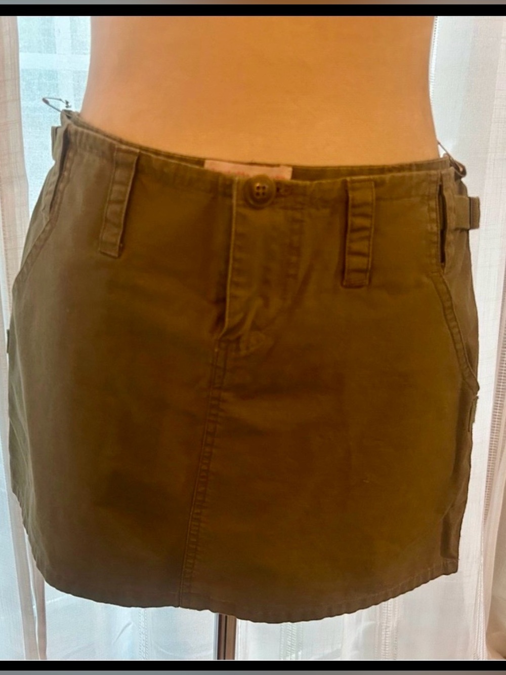 Y2K vintage Charlotte Ronson Khaki Button-Detail Skirt